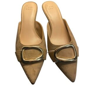 A New Day Women’s Larissa Pointed Toe Kitten Heels– Brown Faux Suede, Size 7.5